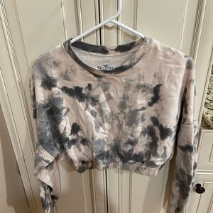 Hollister Women's Black and Cream Tie-Dye Sweatshirt